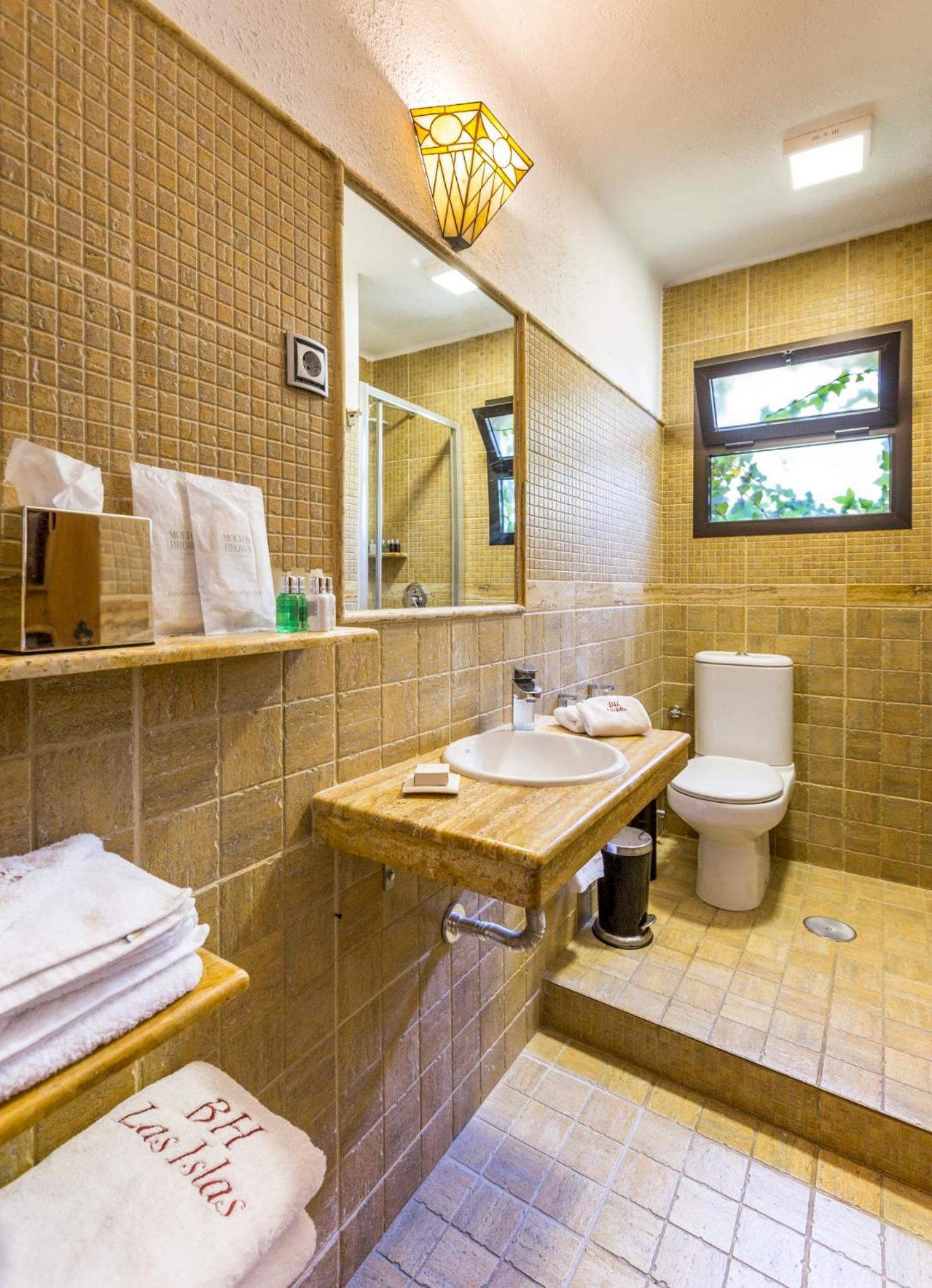 Boutique Hotel Las Islas (Adults Only) فوينخيرولا المظهر الخارجي الصورة