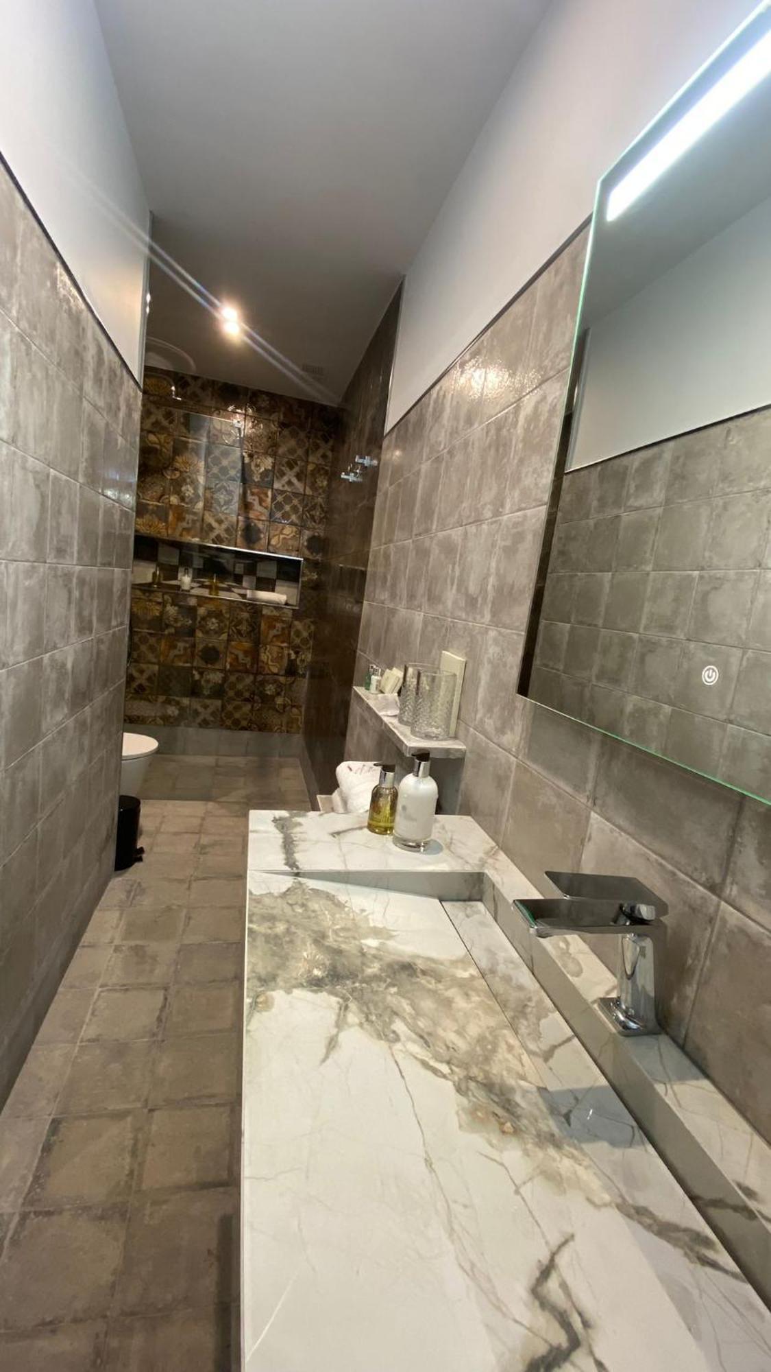 Boutique Hotel Las Islas (Adults Only) فوينخيرولا المظهر الخارجي الصورة