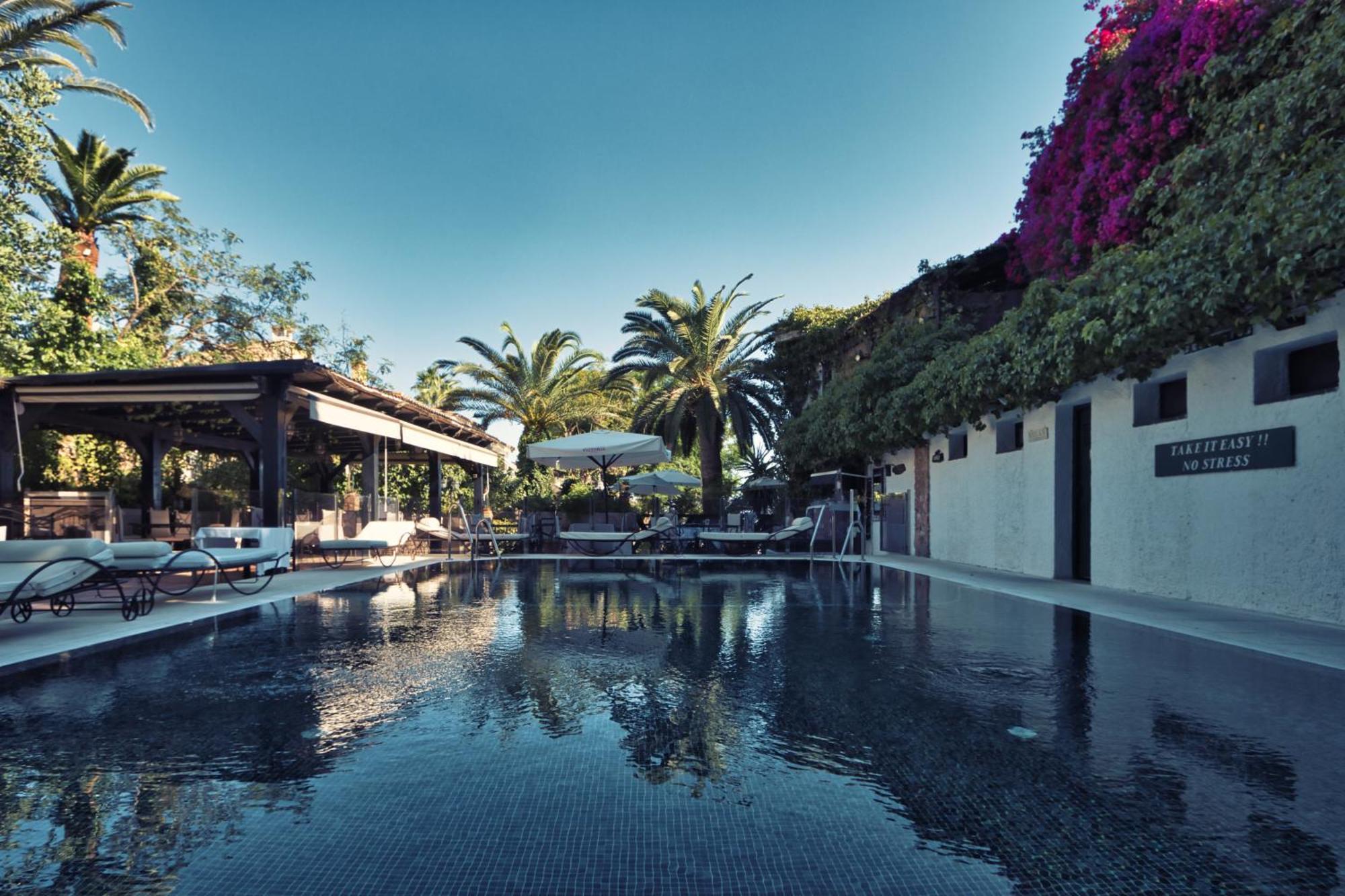 Boutique Hotel Las Islas (Adults Only) فوينخيرولا المظهر الخارجي الصورة